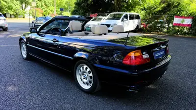 BMW 320Ci Cabriolet — Roadster élégant 2001, 170 ch et toit ouvert — Miniatur 12