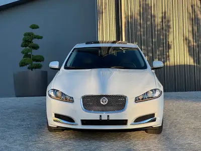 Jaguar XF 2.0 Ti Luxury 2012 — Berline élégante, expertisée sans sinistre — côté