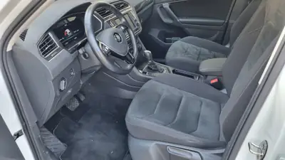 VW Tiguan 2.0 TSI Highline DSG — SUV polyvalent, 53'000 km seulement — intérieur
