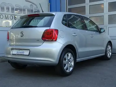 VW Polo 1.4 16V Trendline 2011 — Citadine fiable, entretien suivi, sans accident — intérieur
