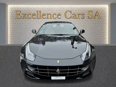 Ferrari FF 2012 — Grand Tourisme 660 ch, historique Ferrari complet — côté