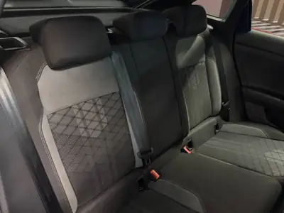VW Taigo 1.5 TSI R-Line — SUV urbain dynamique, seulement 12'000 km — Miniature 9