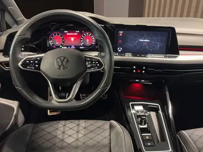 VW Golf 1.5 eTSI mHEV ACT R-Line — Hybride léger performant, 15'800 km — Armaturenbrett