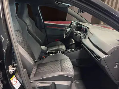 VW Golf 1.5 eTSI mHEV ACT R-Line — Hybride léger performant, 15'800 km — Miniatur 8