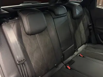 Peugeot 3008 2.0 BlueHDi GT — SUV diesel performant, faible kilométrage — Miniatur 9