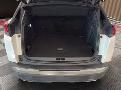 Peugeot 3008 2.0 BlueHDi GT — SUV diesel performant, faible kilométrage — Miniatur 11