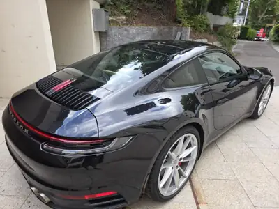 Porsche 911 Carrera S 3.0 PDK — Coupé sportif légendaire, 55'000 km seulement — Innenraum