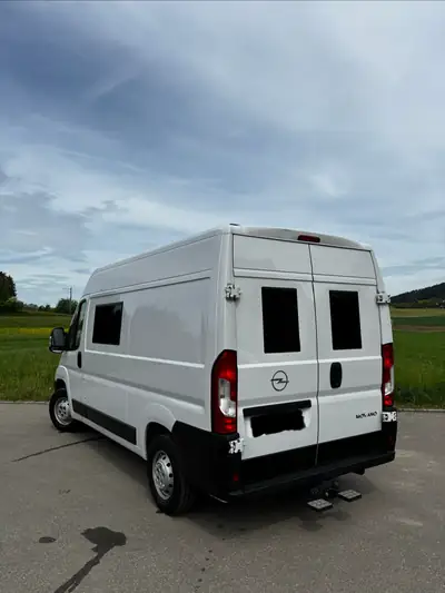 Opel Movano 2.2 TD 140 — Utilitaire compact fiable, 62'000 km seulement — side view
