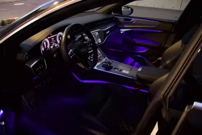 Audi A7 Sportback 55 TFSI quattro — Élégance hybride et performances affirmées — Miniature 9