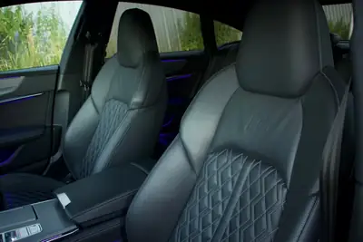 Audi A7 Sportback 55 TFSI quattro — Élégance hybride et performances affirmées — Miniature 12