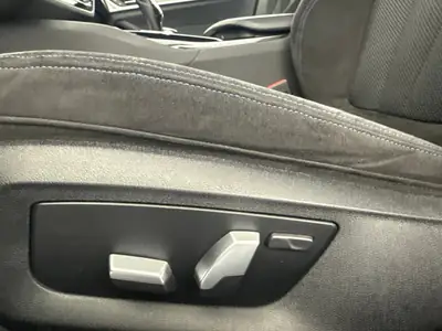 BMW 530i xDrive 48V Touring M Sport — Break de luxe hybride léger, 78 900 km — Miniature 11