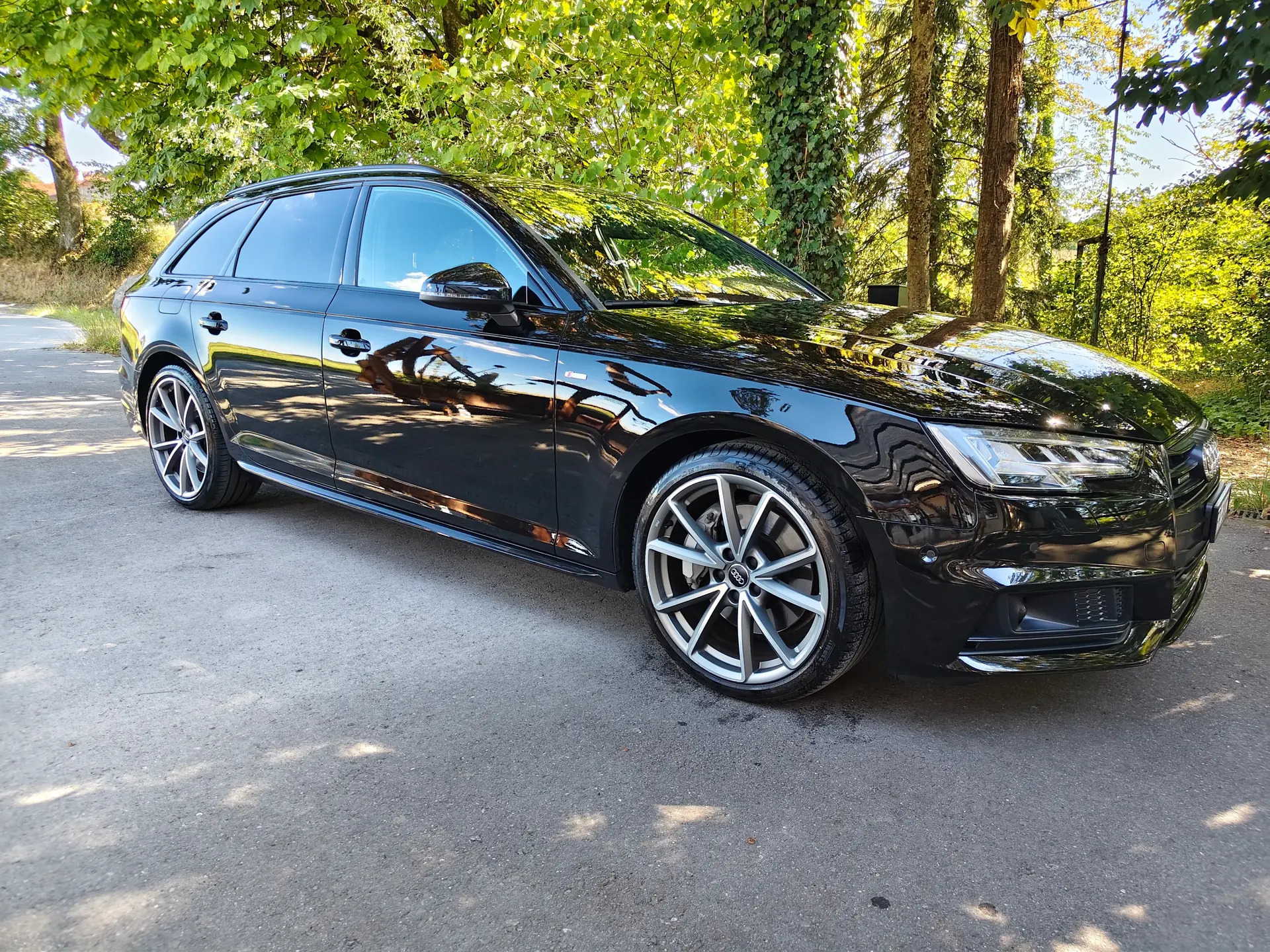 Audi A4 2017 occasion Düdingen — 1