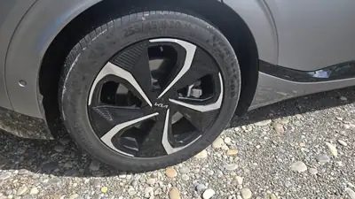 Kia EV6 77 kWh GT-Line 4x4 — SUV électrique performant, 56'000 km seulement — Heckansicht