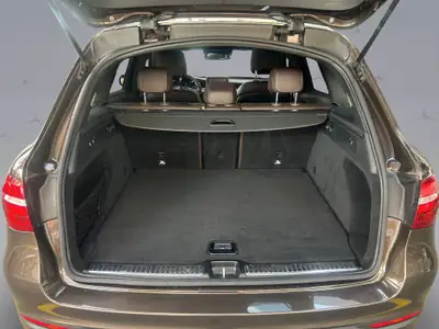 Mercedes-Benz GLC 250 d 4MATIC — SUV diesel premium, 120'000 km, élégance brune — Miniature 18