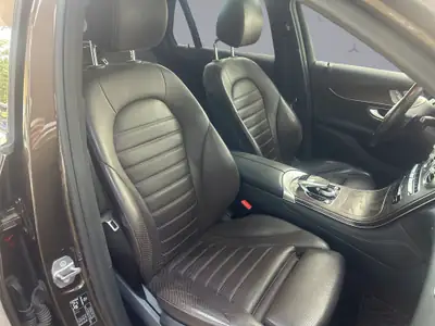 Mercedes-Benz GLC 250 d 4MATIC — SUV diesel premium, 120'000 km, élégance brune — Miniature 16