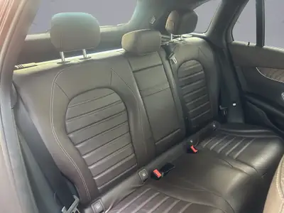 Mercedes-Benz GLC 250 d 4MATIC — SUV diesel premium, 120'000 km, élégance brune — Miniature 17