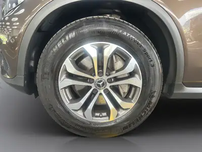 Mercedes-Benz GLC 250 d 4MATIC — SUV diesel premium, 120'000 km, élégance brune — Miniature 21