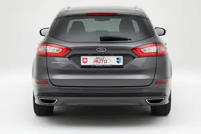 Ford Mondeo Break 2.0 TDCi Titanium — Monospace familial spacieux, entretien récent — intérieur