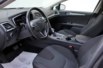Ford Mondeo Break 2.0 TDCi Titanium — Monospace familial spacieux, entretien récent — Miniature 9