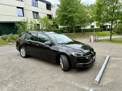 VW Golf Estate 1.5 TSI EVO 150 ch — Break polyvalent, équipé et sans sinistre — fianco