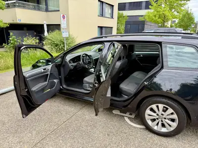 VW Golf Estate 1.5 TSI EVO 150 ch — Break polyvalent, équipé et sans sinistre — Miniatura 12