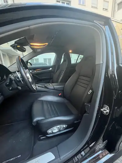 Porsche Panamera 3.0 V6 4S PDK — Gran turismo sportif, 4 roues motrices et garantie incluse — detail