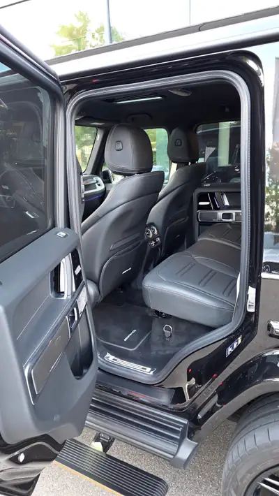 Mercedes-Benz G 580 AMG Black Edition — SUV électrique haute performance, 9500 km — Thumbnail 13