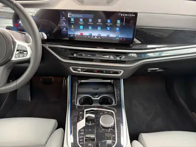 BMW X5 xDrive 50e M Sport Pro — Hybride rechargeable, quasi neuf avec 60 km — Miniature 13