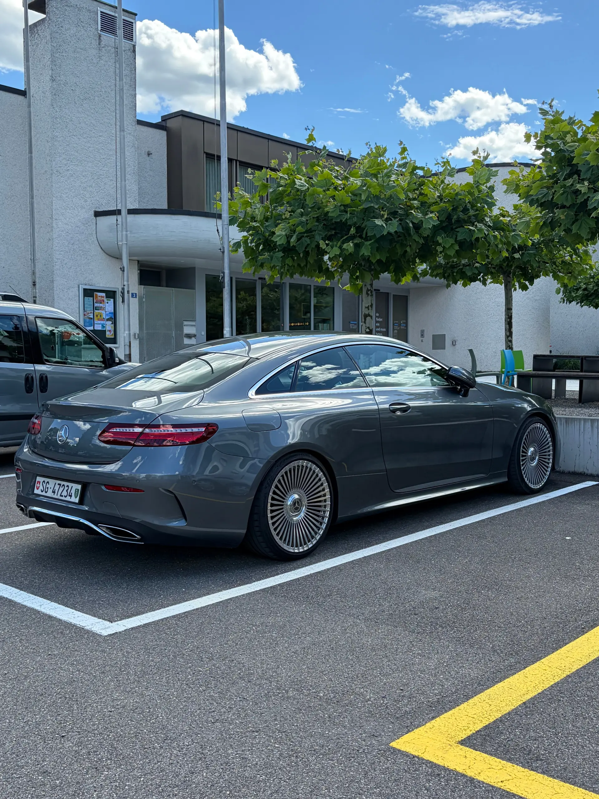 Mercedes-Benz Classe E 2018 occasion Jona — 4