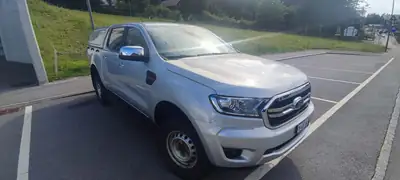 Ford Ranger 2.0 EcoBlue 170 4x4 XLT — Pick-up robuste, attelage renforcé et faible kilométrage — vue extérieure