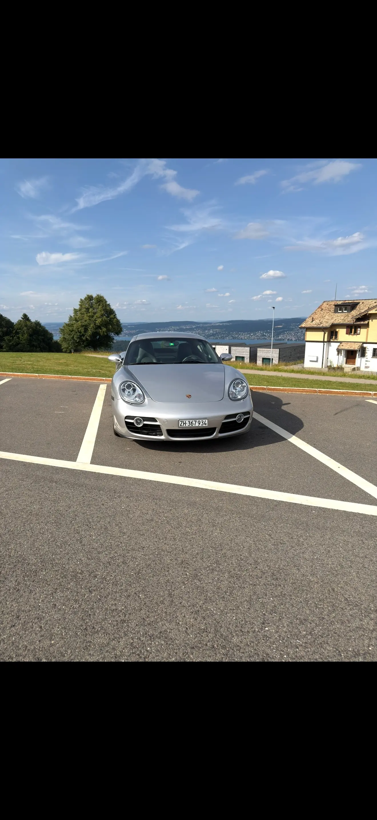 Porsche 718 Boxster 2.7 Tiptronic — Roadster légendaire, 23'000 km seulement — vue extérieure