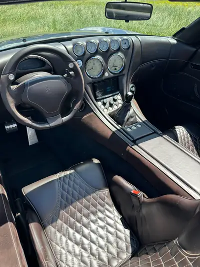 Wiesmann Roadster MF4-T — L'un des derniers exemplaires, sportivité légendaire et exclusivité — Miniature 9