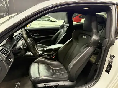 BMW M4 Coupé DKG — Sportive légendaire, 431 ch et pièces carbone homologuées — Miniatur 8
