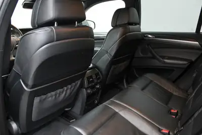 BMW X6 M50d Steptronic — SUV coupé diesel 381 ch, entretien frais — Miniature 10