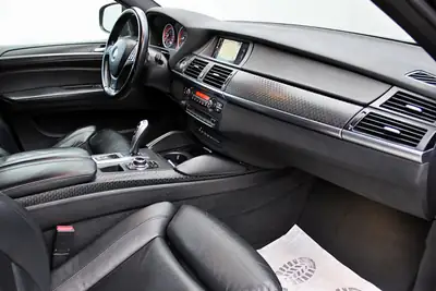 BMW X6 M50d Steptronic — SUV coupé diesel 381 ch, entretien frais — Miniature 13