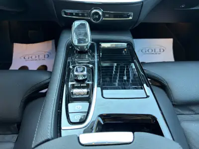 Volvo V60 T6 eAWD Twin Engine — Hybride rechargeable performant, 61 900 km — détail