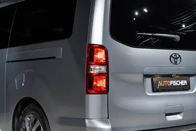 Toyota Proace Verso 2.0 D-4D Lounge — Monospace 7 places premium cuir intégral — Miniatura 26