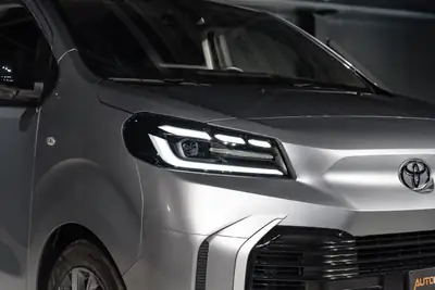 Toyota Proace Verso 2.0 D-4D Lounge — Monospace 7 places premium cuir intégral — Miniatura 25