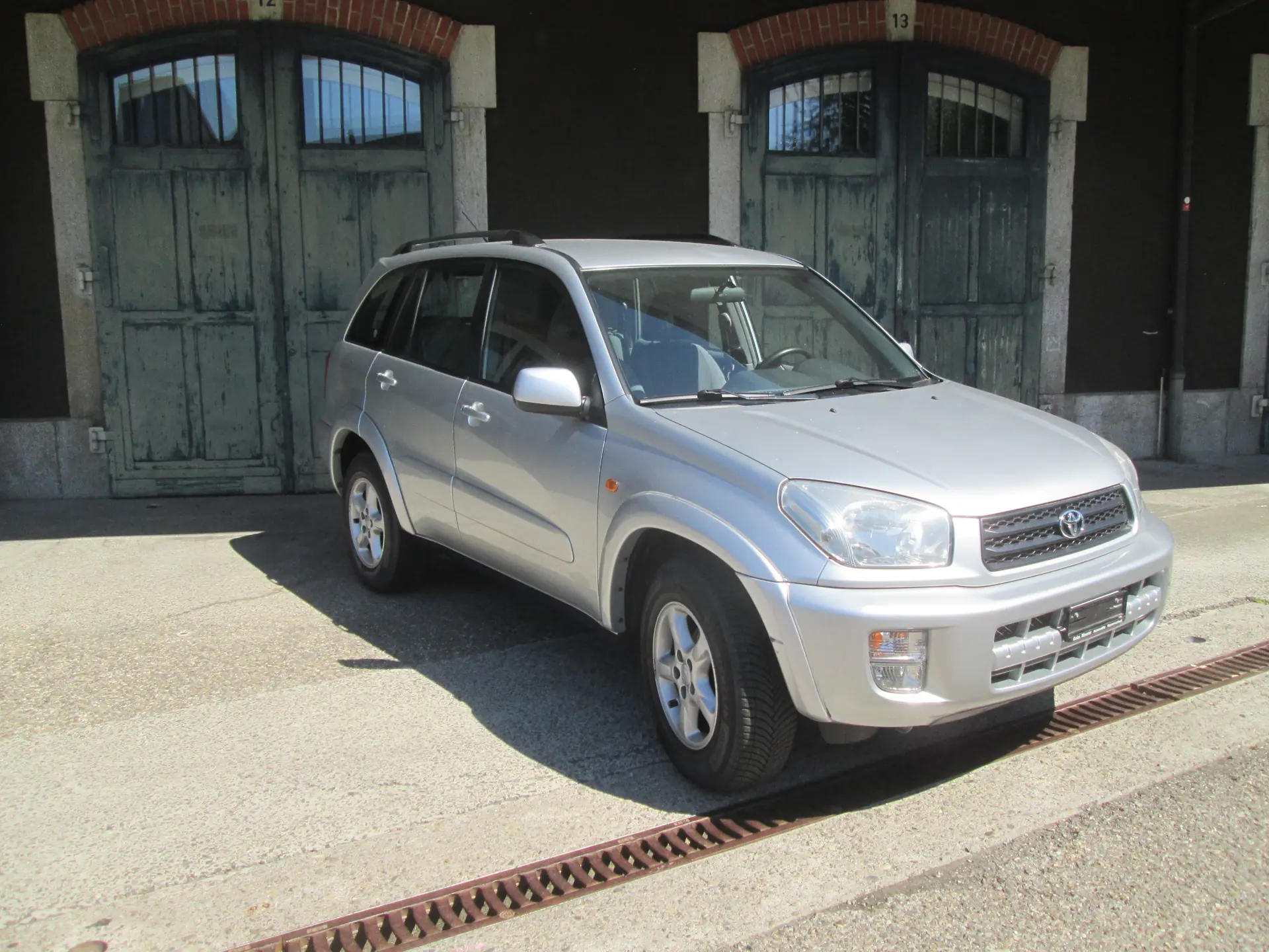 Toyota RAV4 2002 occasion Rapperswil — 3