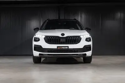 Skoda Kamiq 1.5 TSI Monte Carlo — Compact SUV dynamique, garantie 5 ans usine — Innenraum