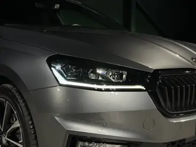 Skoda Fabia 1.0 TSI Monte Carlo DSG — Citadine dynamique, garantie 5 ans et équipée — Miniatur 26