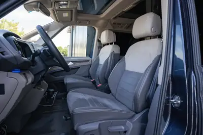 VW T7 Multivan 2.0 TDI Style DSG — 7 places, motorisation efficace, équipements premium — Miniature 10