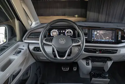 VW T7 Multivan 2.0 TDI Style DSG — 7 places, motorisation efficace, équipements premium — Miniature 16