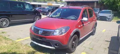 Dacia Sandero 1.6 Stepway 2012 — Robustesse et praticité, sans compromis — vista esterna