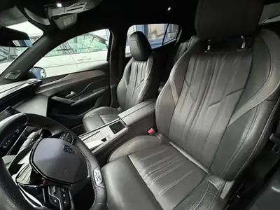 Peugeot 408 GT — Hybride rechargeable 225 ch, quasi neuf avec 16'550 km — Miniature 12