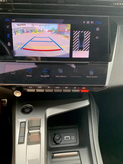 Peugeot 408 GT — Hybride rechargeable 225 ch, quasi neuf avec 16'550 km — Miniature 19