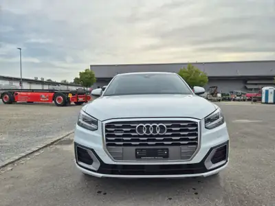 Audi Q2 2.0 TDI Sport — SUV compact diesel robuste, 4RM, entretien minimal — Heckansicht