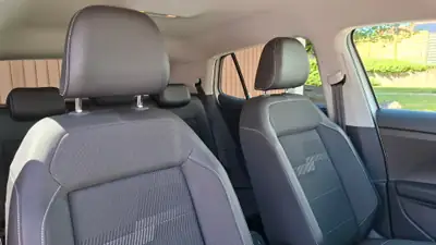 VW T-Cross 1.0 TSI 110 — SUV compact efficace, quasi neuf avec 18 000 km — Thumbnail 15