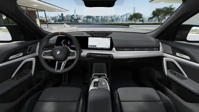 BMW X2 M35i 2026 — Sportivité et agilité urbaine, 3300 km seulement — side view