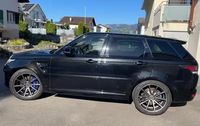 Land Rover Range Rover Sport 5.0 V8 SC SVR — Performance britannique, 150'000 km — Innenraum